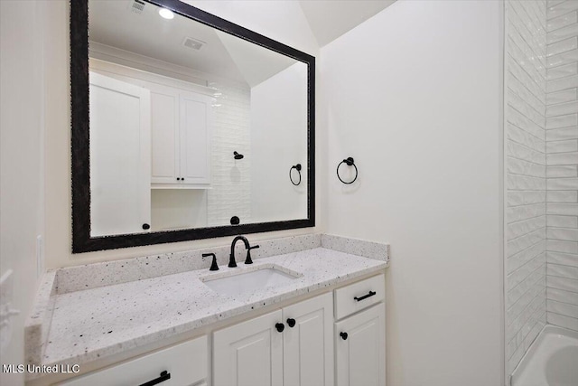 125 Water St, Madison, MS 39110 - full bath with vanity