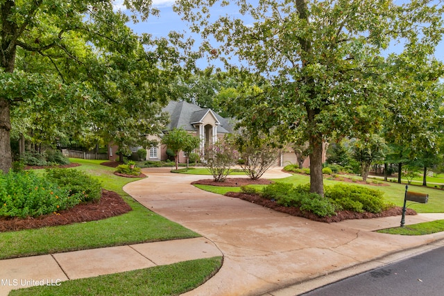 view of front of home with a front yard