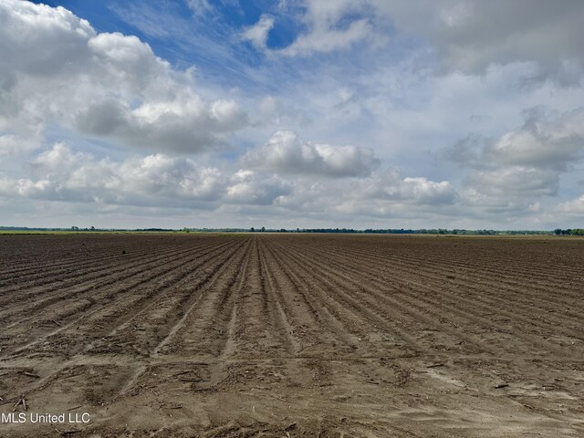 Farrell Rd, Clarksdale, MS 38614