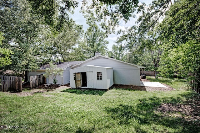 1201 Manchester Dr, Clinton, MS 39056 - view of outdoor structure with fence