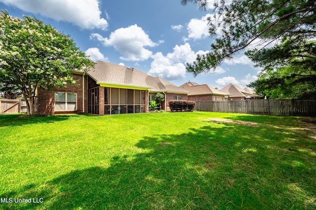 704 Tortoise Rdg, Brandon, MS 39047 - view of yard featuring a sunroom