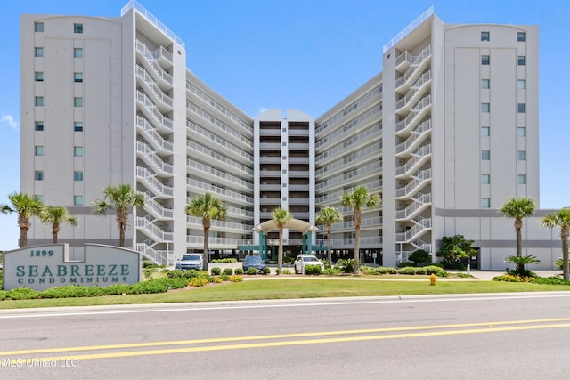 view of building exterior