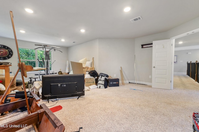 interior space with visible vents, baseboards, and recessed lighting