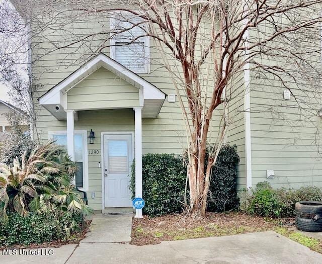 1290 Tropical Cv, Gulfport, MS 39507 - view of entrance to property