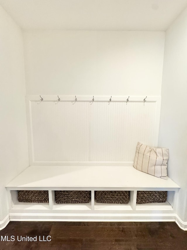 mudroom featuring baseboards