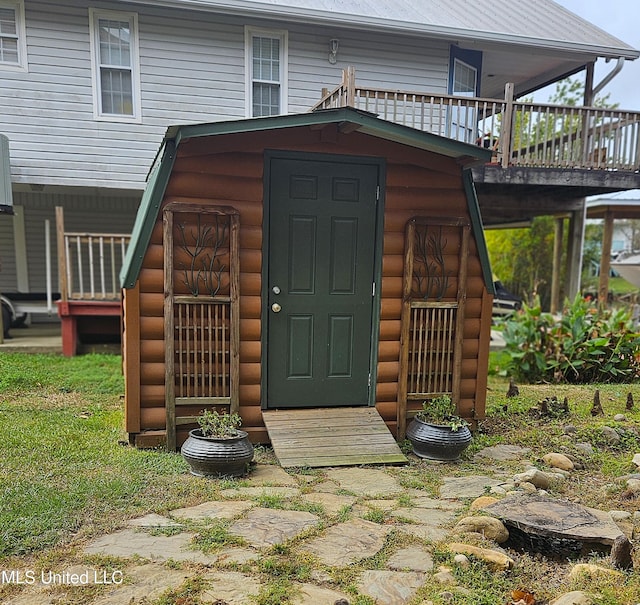 view of outbuilding