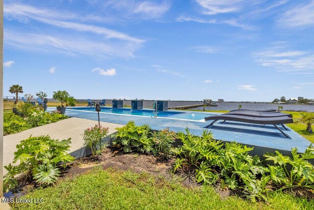 15225 Branigar, Biloxi, MS 39532 - view of swimming pool