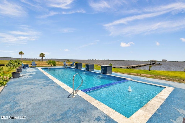 15225 Branigar, Biloxi, MS 39532 - view of swimming pool featuring a pool with connected hot tub and a patio