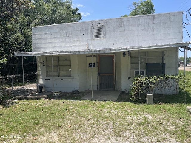 3701 14th St, Gulfport, MS 39501 - view of front of home