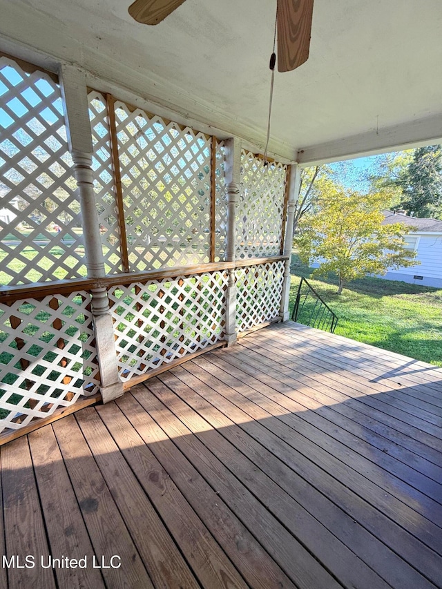 deck featuring ceiling fan