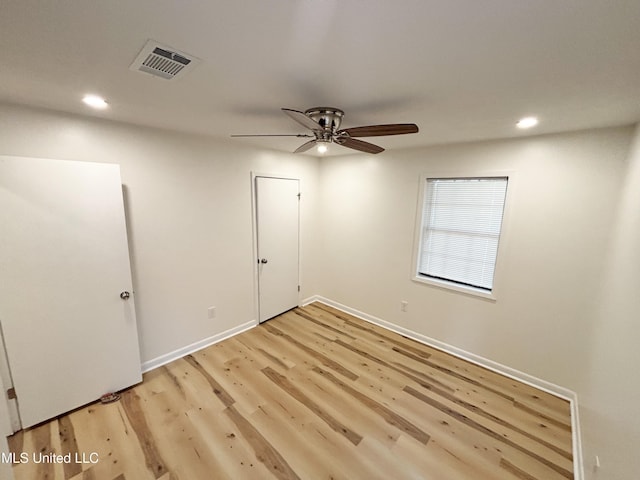 116 Victoria Cir, Newton, MS 39345 - spare room featuring a ceiling fan, recessed lighting, light wood-style flooring, and baseboards