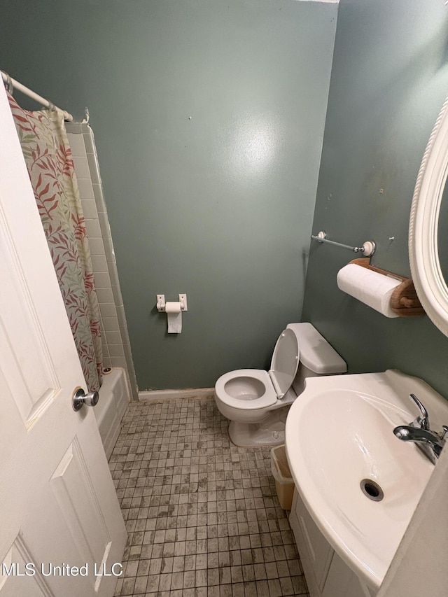 1717 Cherokee St, Pascagoula, MS 39581 - bathroom featuring a sink and shower / tub combo
