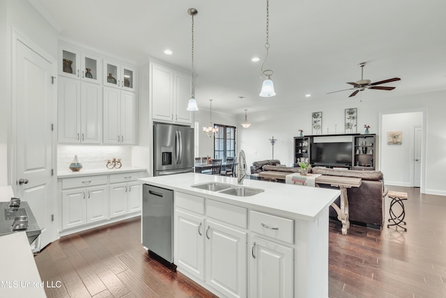 35 Enclave Cir, Ridgeland, MS 39157 - kitchen with stainless steel appliances, a sink, recessed lighting, light countertops, and decorative backsplash