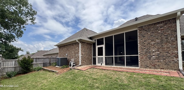 35 Enclave Cir, Ridgeland, MS 39157 - view of yard featuring central AC and a sunroom