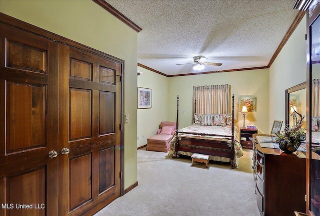 bedroom featuring crown molding, a textured ceiling, light colored carpet, and ceiling fan