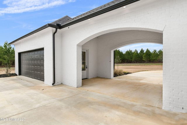 54 Windermere Blvd, Madison, MS 39110 - garage with concrete driveway