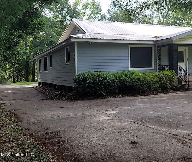 view of side of property