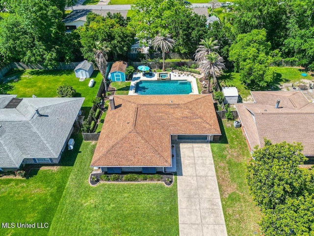 view from above of property featuring a pool
