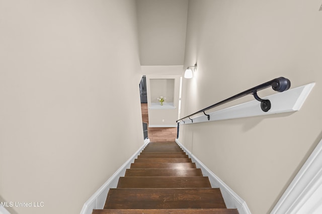 5110 Kensington Creek Dr, Southaven, MS 38672 - stairs with wood finished floors and baseboards