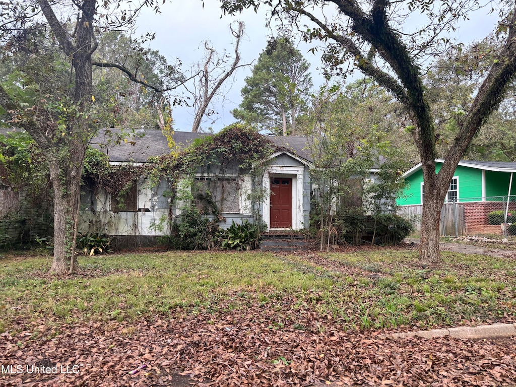 view of obstructed view of property