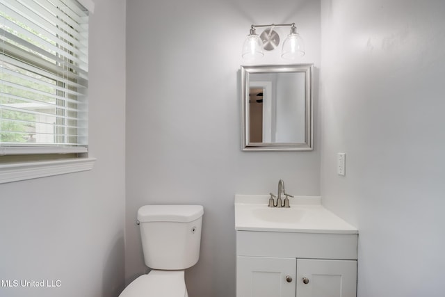 12082 Marlane Pl, Gulfport, MS 39503 - half bath with toilet and vanity