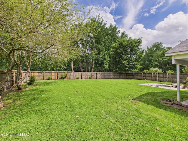 5710 Southbend Ln, Olive Branch, MS 38654 - fenced backyard featuring a patio area