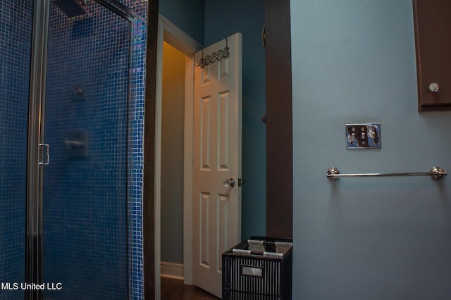414 Spike Rdg, Canton, MS 39046 - full bath featuring a shower stall