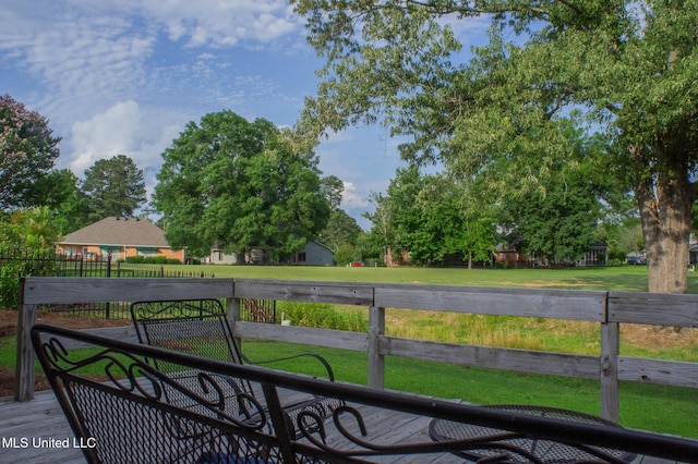 414 Spike Rdg, Canton, MS 39046 - view of wooden deck