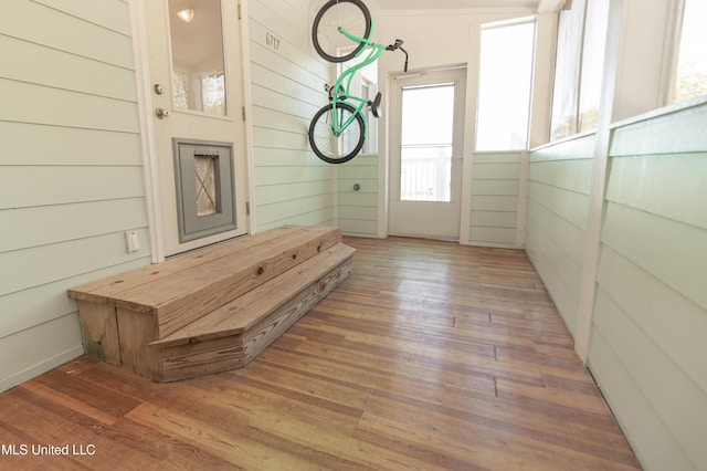 6717 Belle Fontaine Dr, Ocean Springs, MS 39564 - interior space featuring wood-type flooring