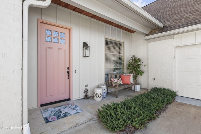 property entrance with a porch