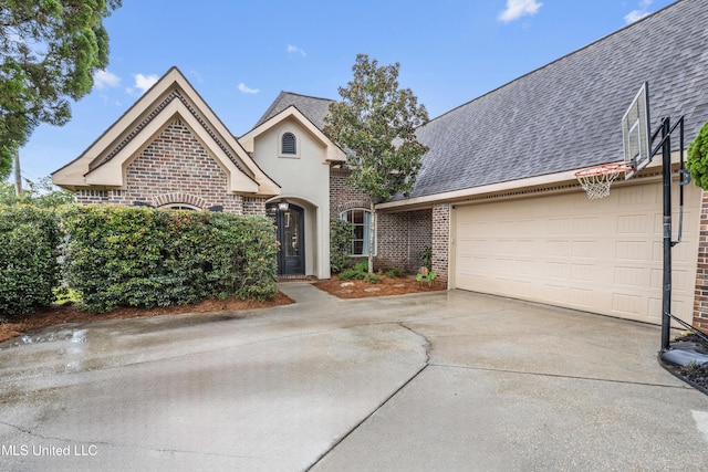 view of front of property featuring a garage