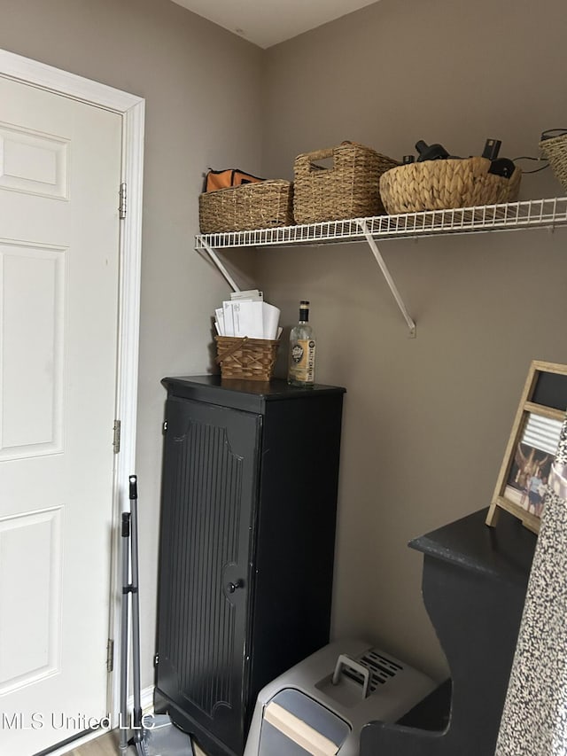 15501 Quail Creek Cv, Diberville, MS 39540 - view of laundry area