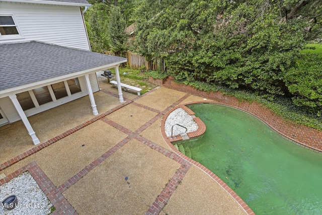 1034 Northpointe Dr, Jackson, MS 39211 - view of patio / terrace with a putting green