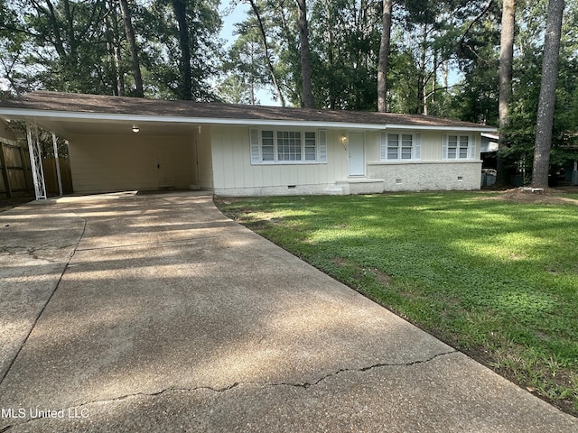 558 Daniel Cir, Jackson, MS 39212 - ranch-style house with crawl space, driveway, and a carport