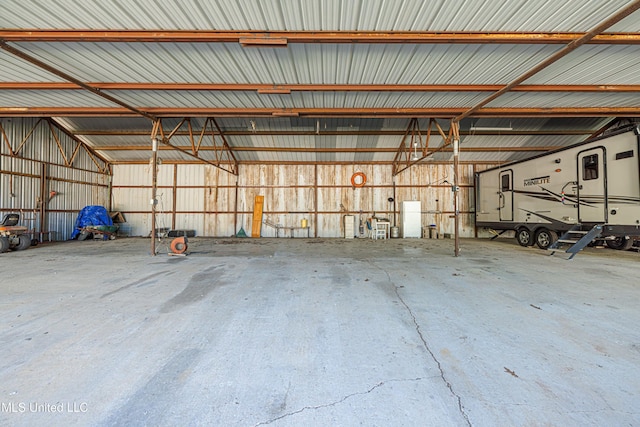 4005 Warriors Trl, Vicksburg, MS 39180 - garage featuring metal wall