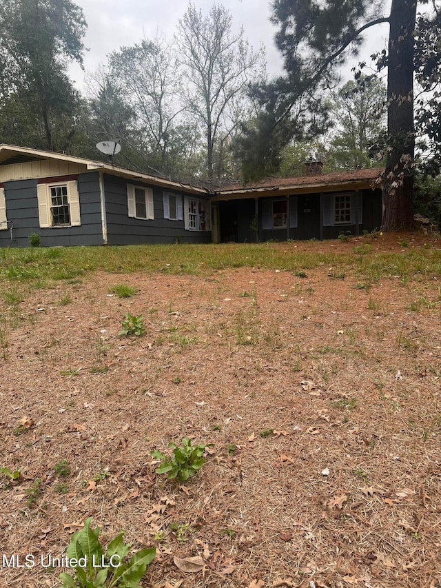 view of front of property