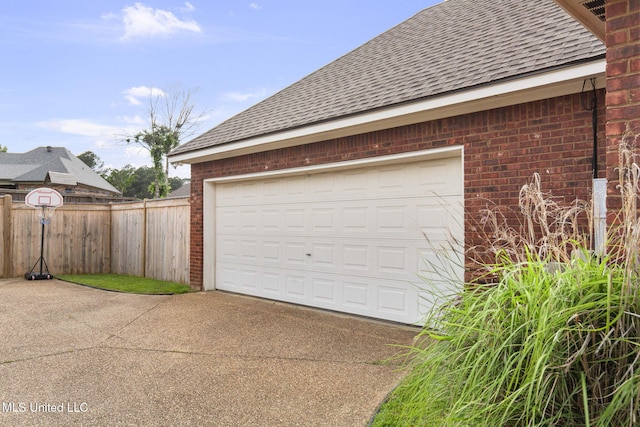 115 Deer Creek Cv, Madison, MS 39110 - garage featuring concrete driveway