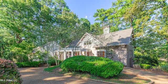 view of front of home