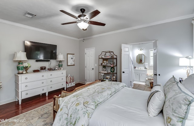 221 Boxwood Cir, Brandon, MS 39047 - bedroom featuring ornamental molding, wood finished floors, baseboards, ensuite bath, and a ceiling fan