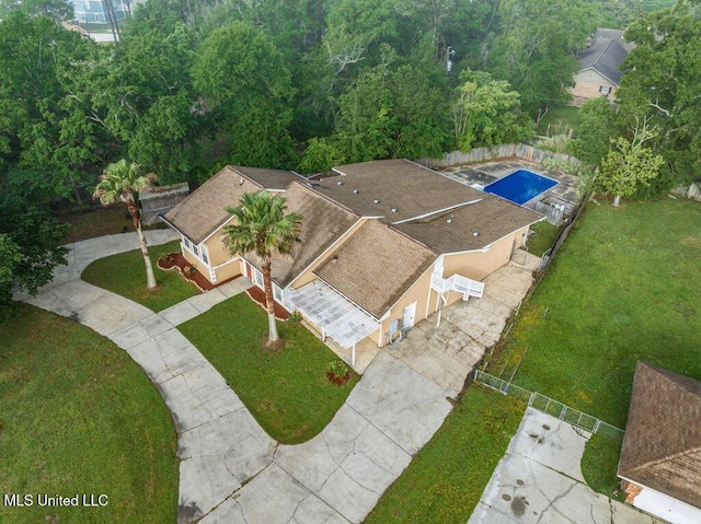 19 Poplar Cir, Gulfport, MS 39507 - view from above of property featuring a pool area