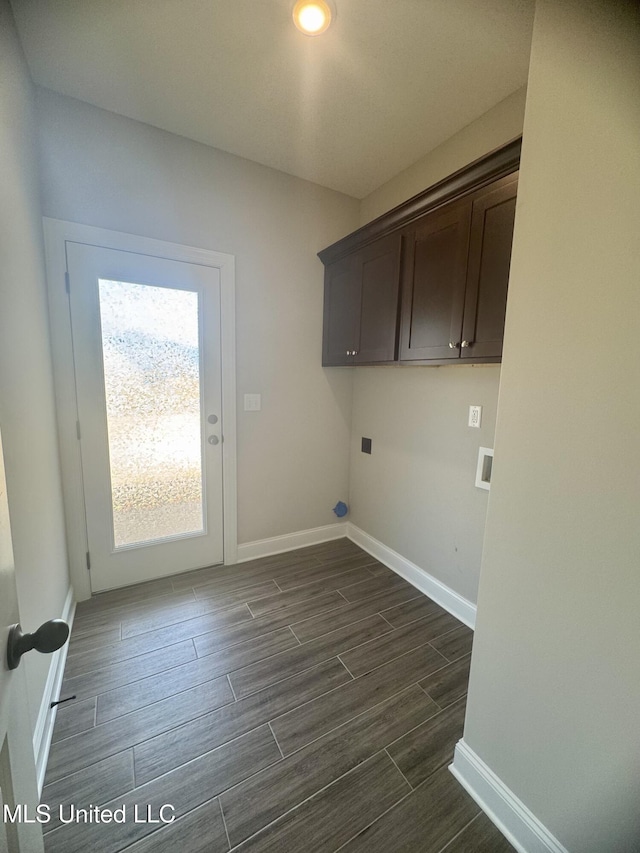 5322 Grays Valley Dr, Hernando, MS 38632 - washroom with dark wood-type flooring, hookup for a washing machine, electric dryer hookup, and cabinet space