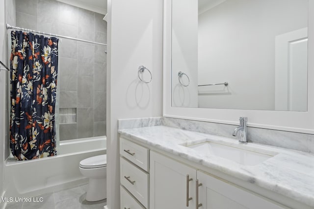 bathroom with toilet, vanity, and shower / bathtub combination with curtain