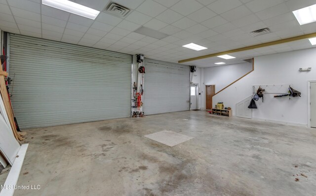 904 Northwood Cir, Brandon, MS 39047 - garage with visible vents