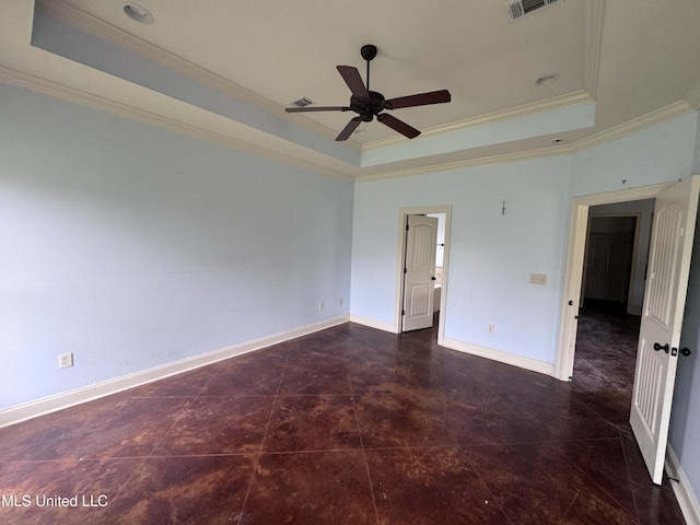 515 Belle Oak Pl, Brandon, MS 39042 - unfurnished room with crown molding, a tray ceiling, ceiling fan, and baseboards