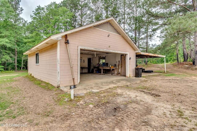 1597 Old Lake Rd, Brandon, MS 39042 - garage featuring a garage