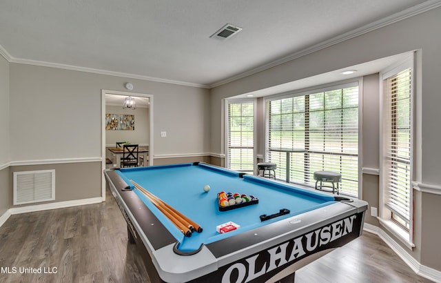 1597 Old Lake Rd, Brandon, MS 39042 - recreation room with wood finished floors, crown molding, billiards, and baseboards