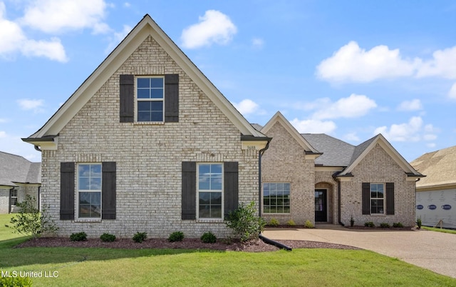 3752 Roland Dr, Southaven, MS 38672 - view of front of property featuring a front yard and brick siding