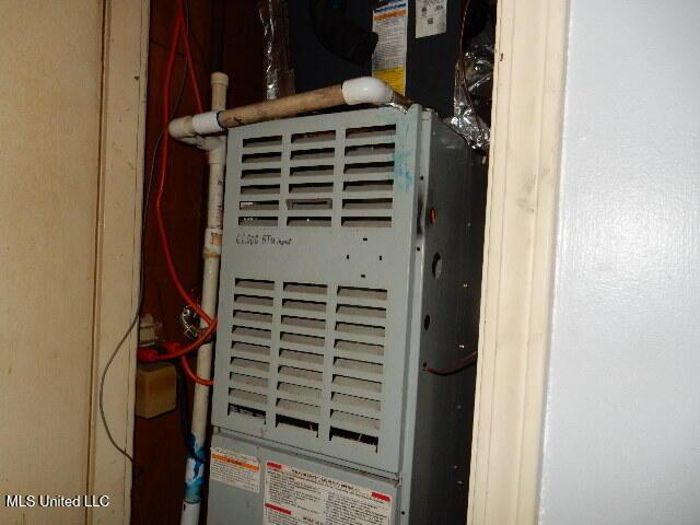 1510 Springridge Dr, Jackson, MS 39211 - utility room featuring heating unit