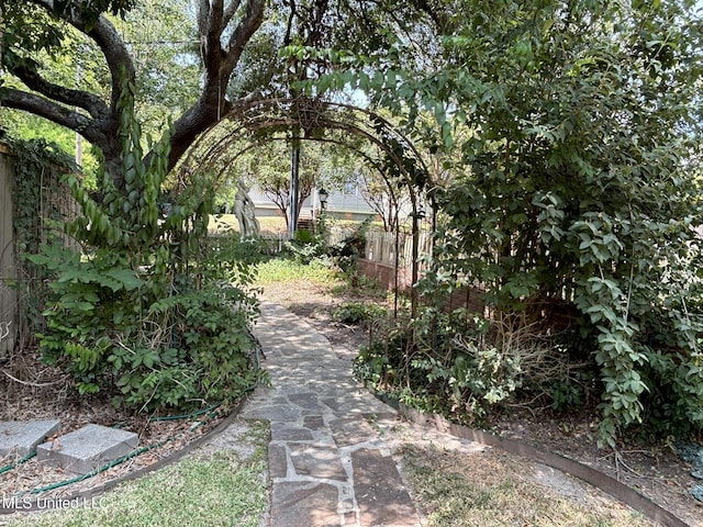 305 N Rankin St, Natchez, MS 39120 - exterior space