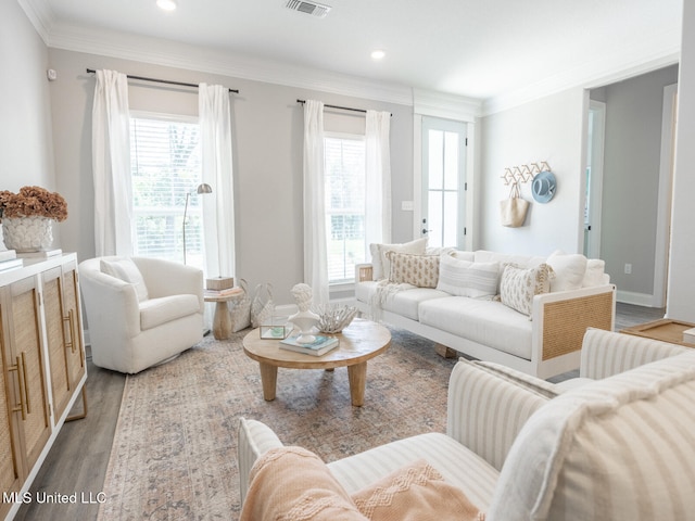 122 Everly Cir, Ocean Springs, MS 39564 - living area with wood finished floors, ornamental molding, and recessed lighting
